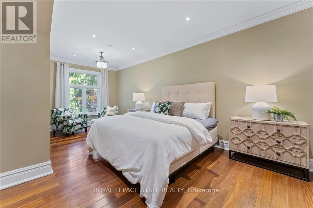 84 JERSEYVILLE ROAD W