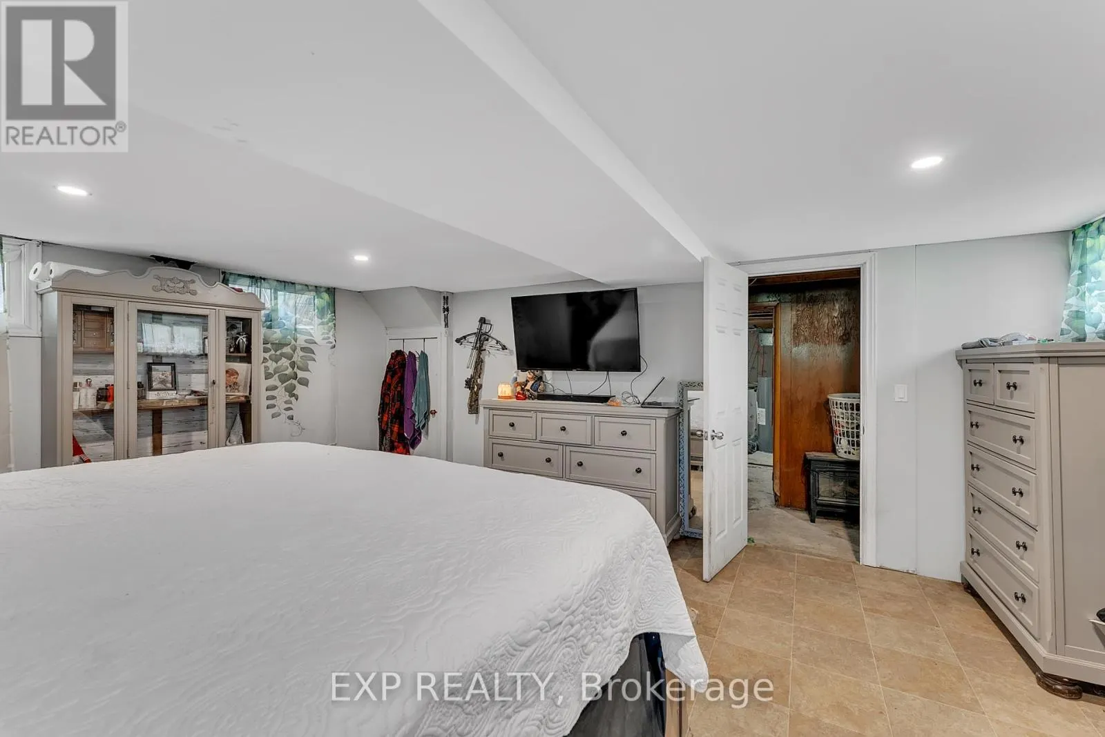 113 PLEASANT DRIVE