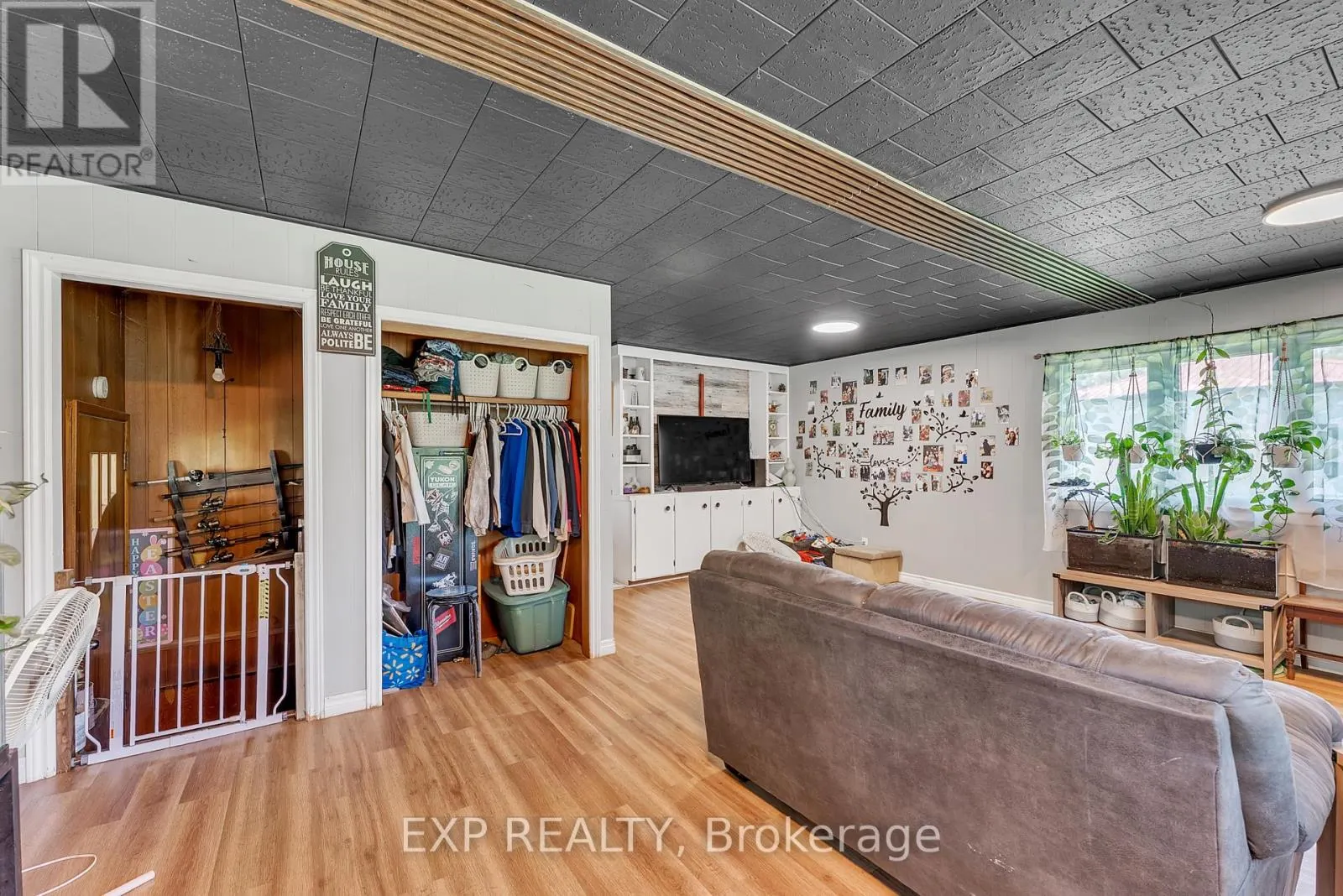 113 PLEASANT DRIVE