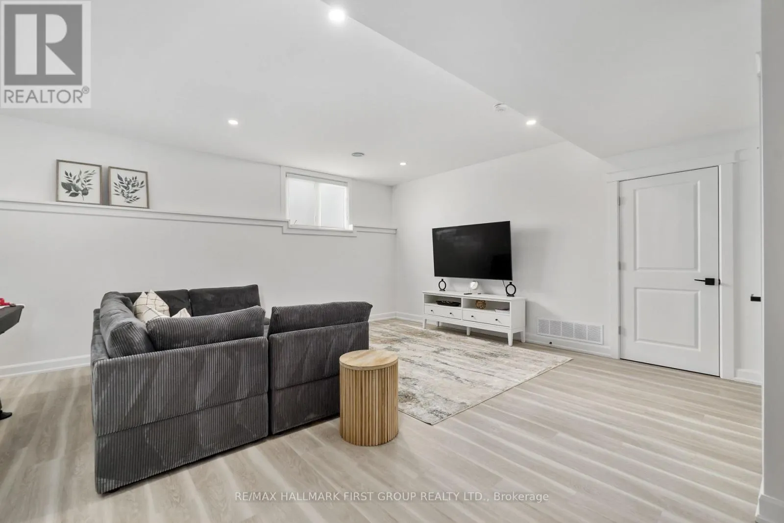 21 HOPE STREET N