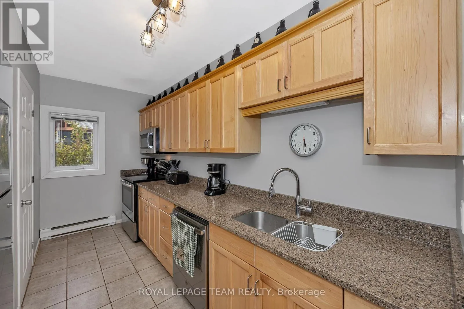 203 - 65 MARY JOANNE DRIVE