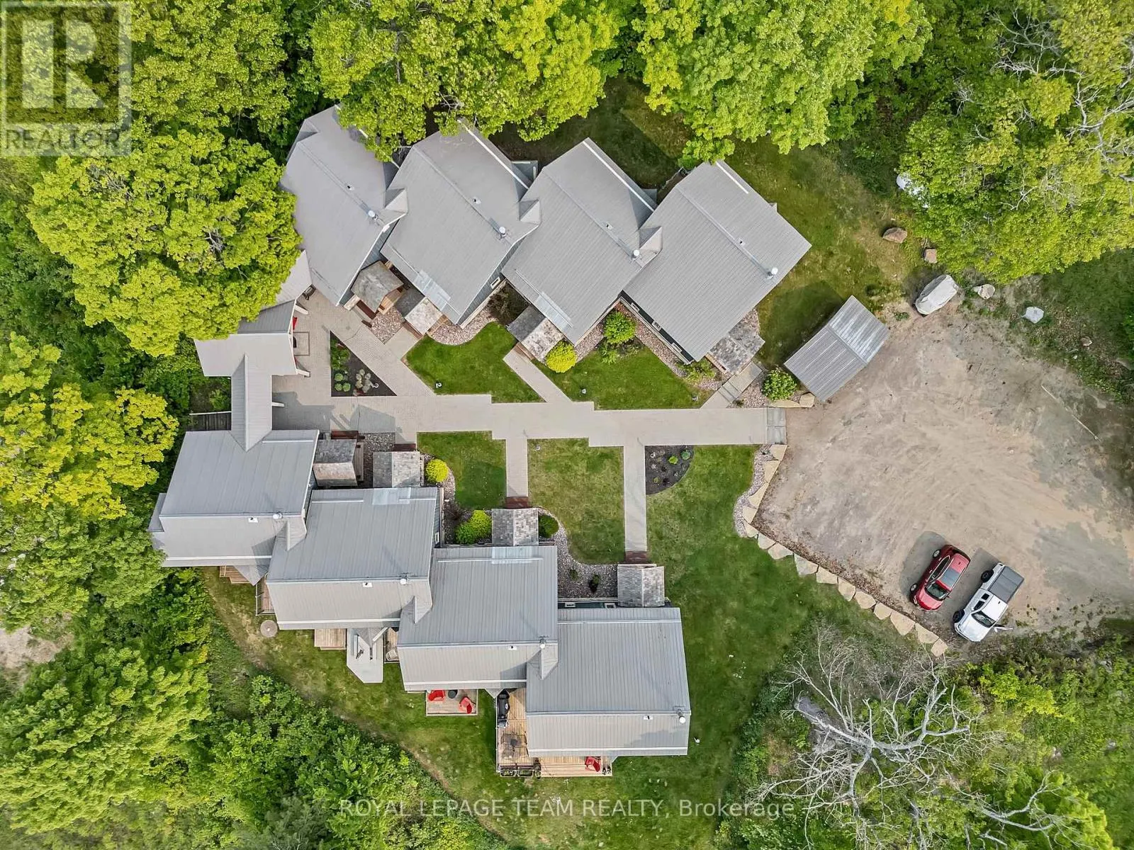 203 - 65 MARY JOANNE DRIVE