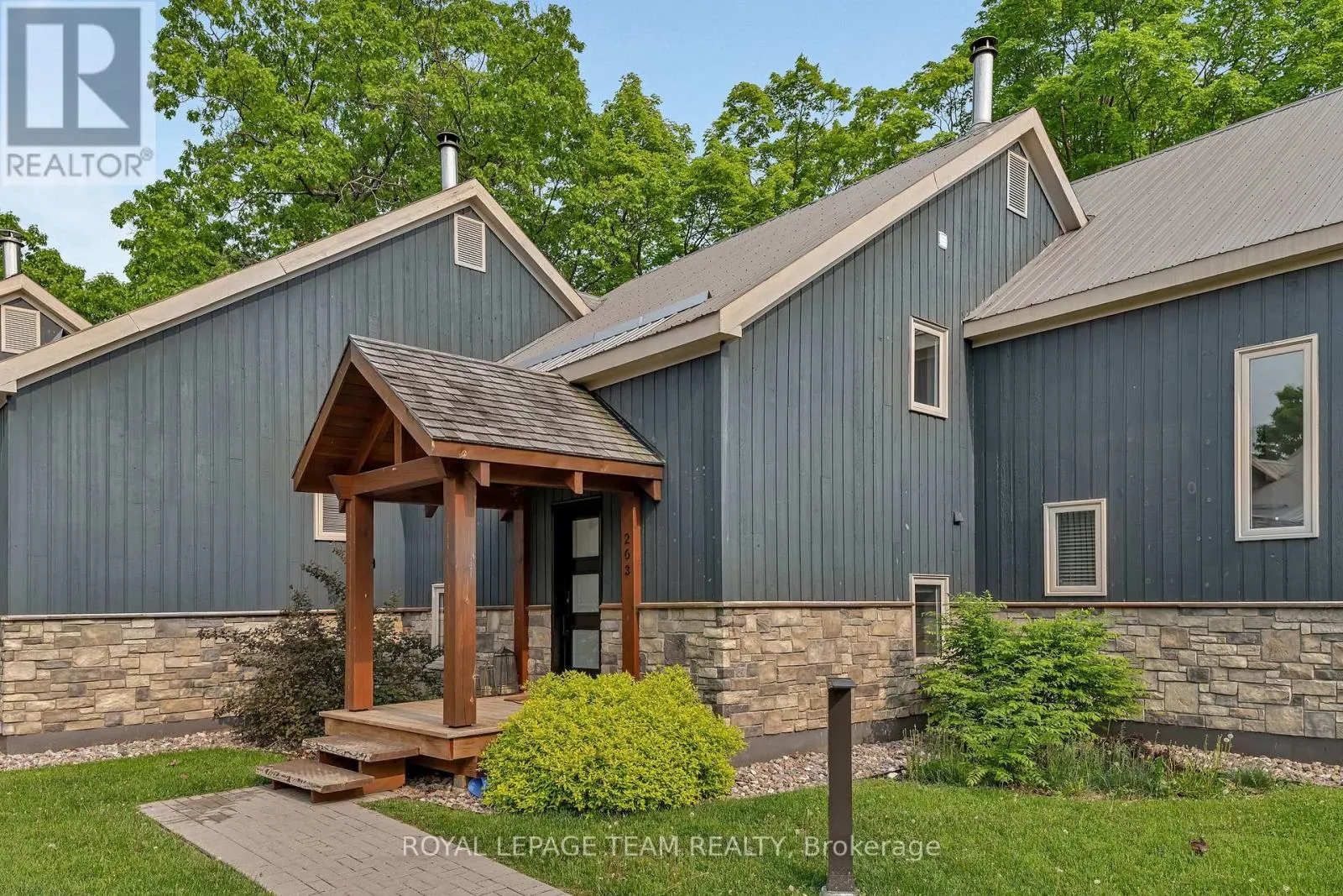 203 - 65 MARY JOANNE DRIVE