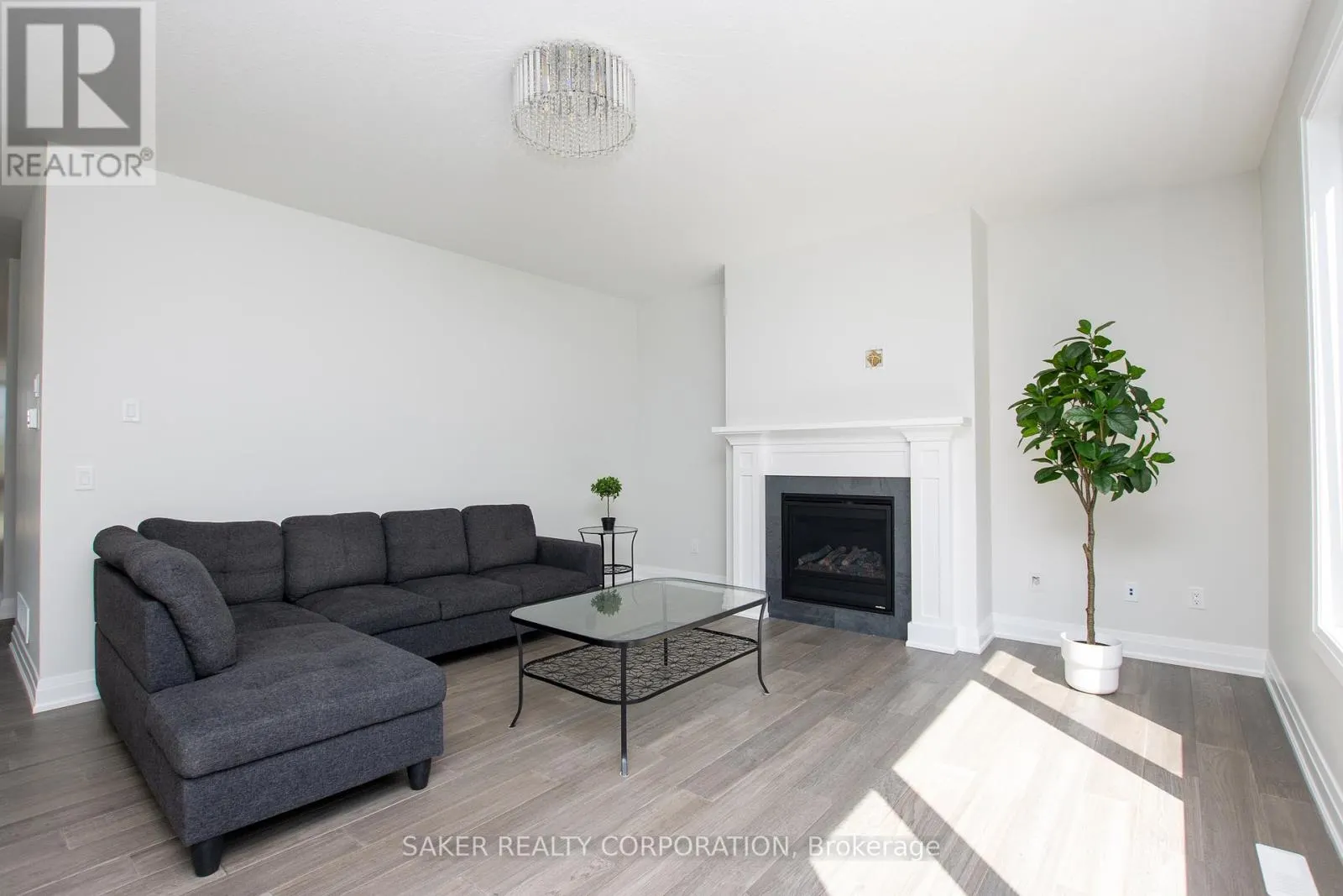 2205 LOCKWOOD CRESCENT