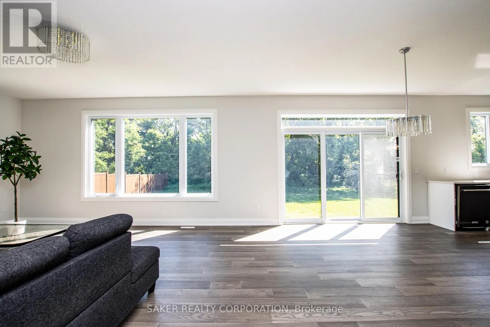 2205 LOCKWOOD CRESCENT