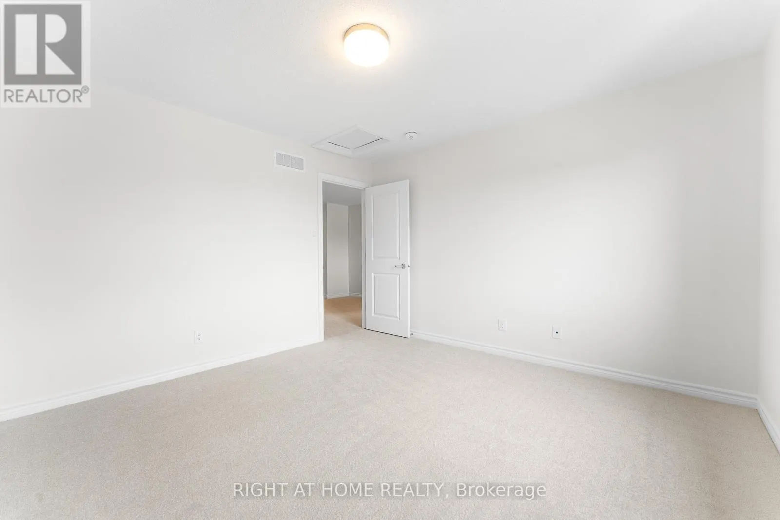 118 LUMEN PLACE