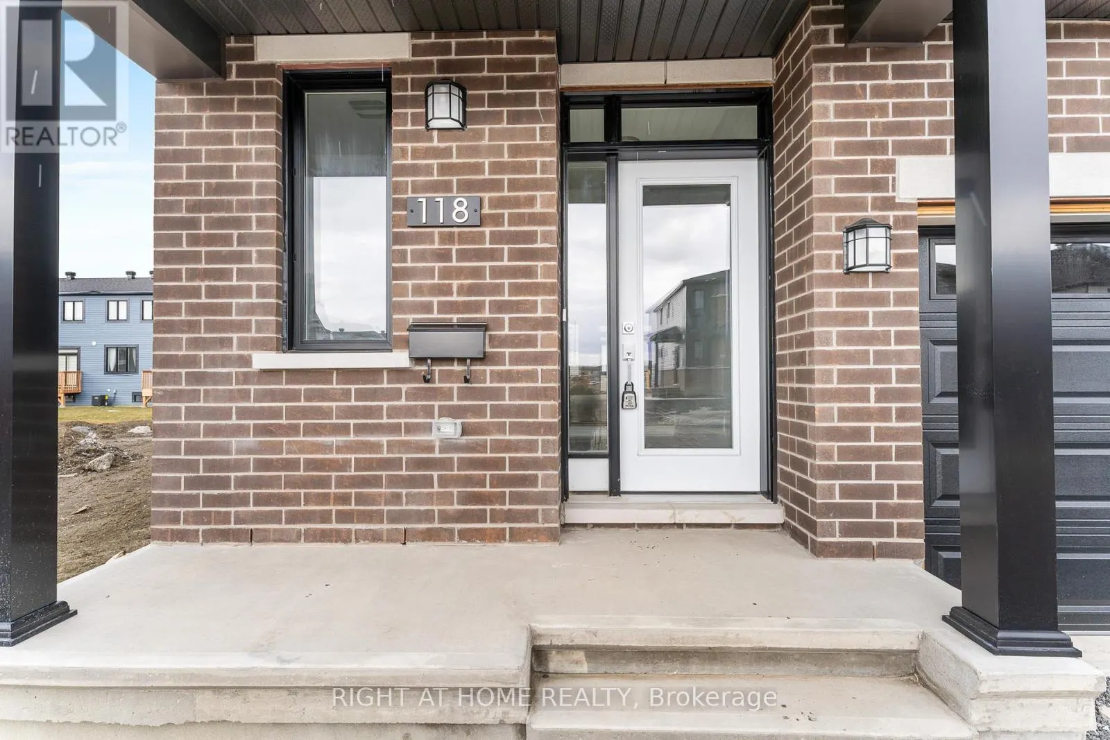 118 LUMEN PLACE