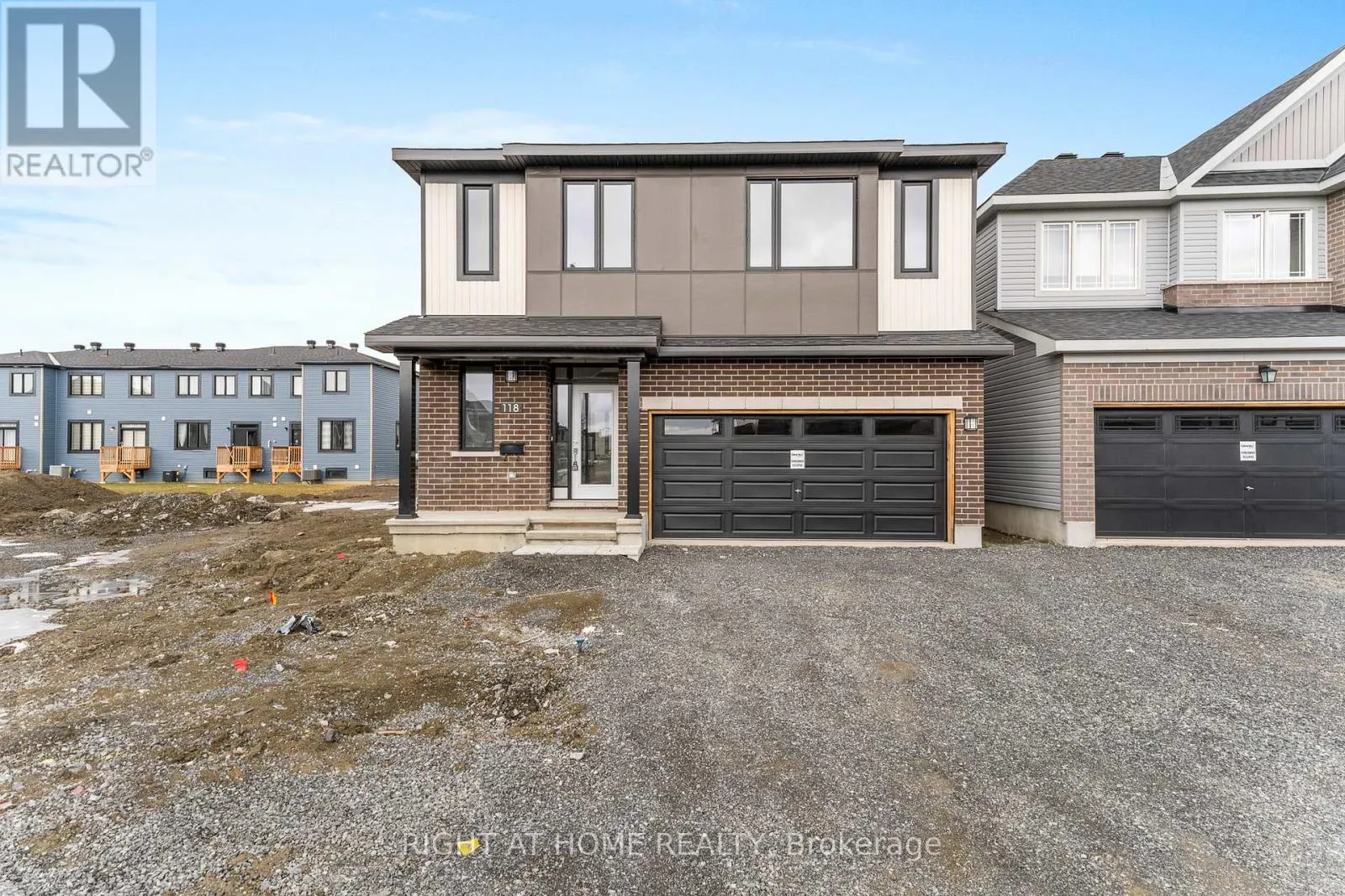 118 LUMEN PLACE