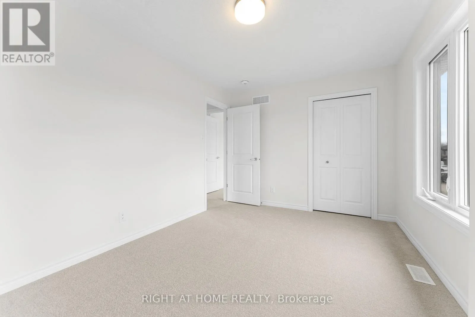 118 LUMEN PLACE
