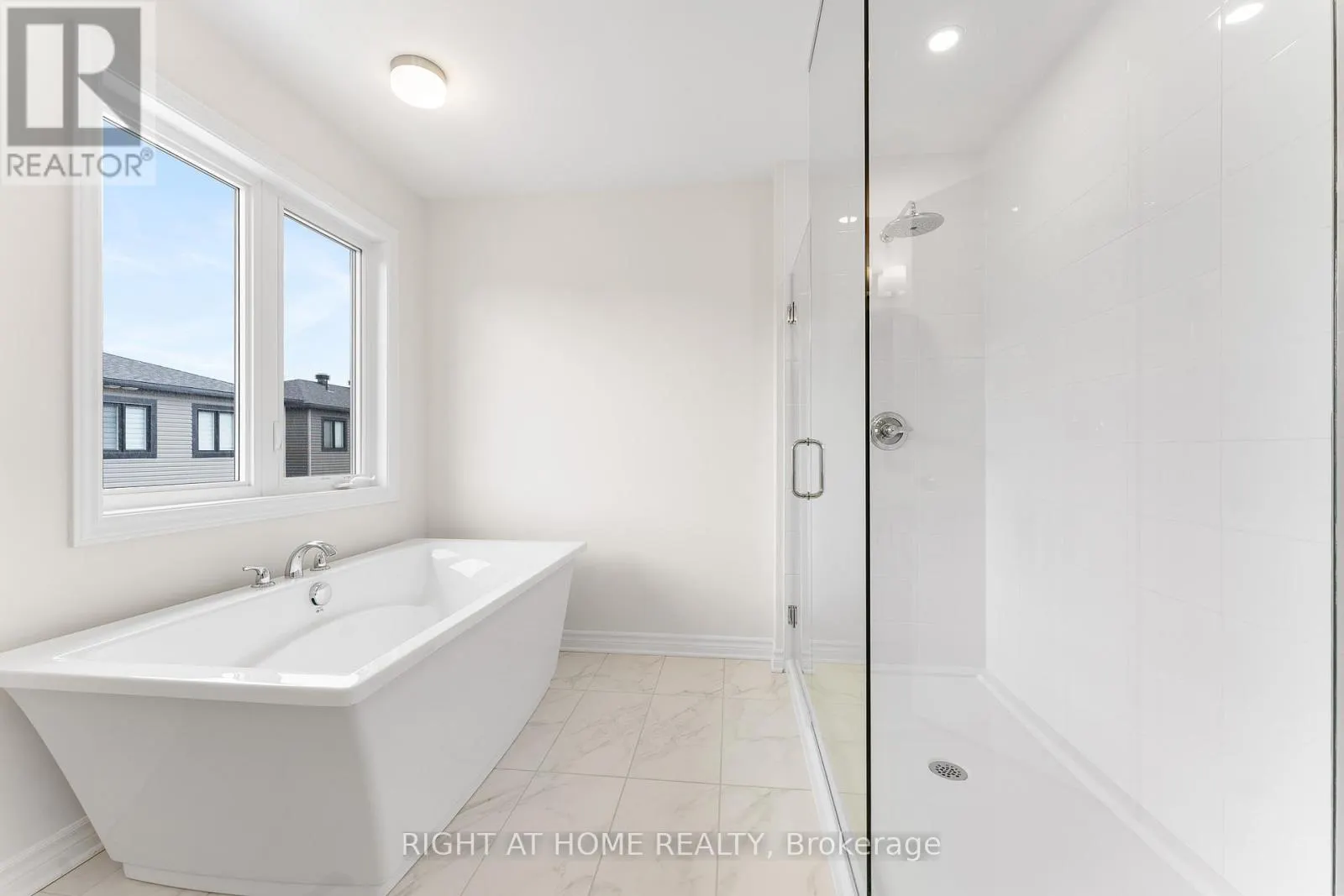 118 LUMEN PLACE
