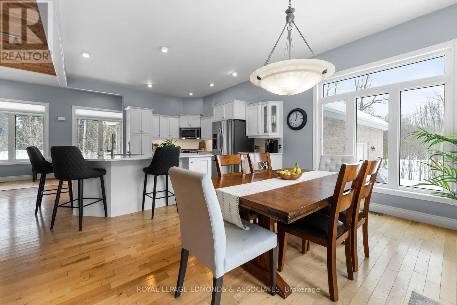 50 BLUE DANUBE WAY