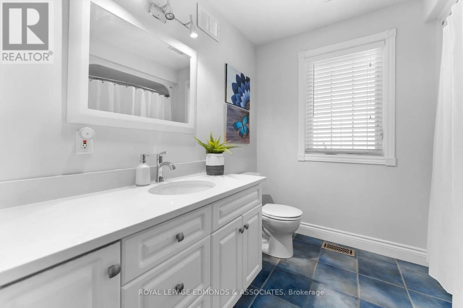 50 BLUE DANUBE WAY