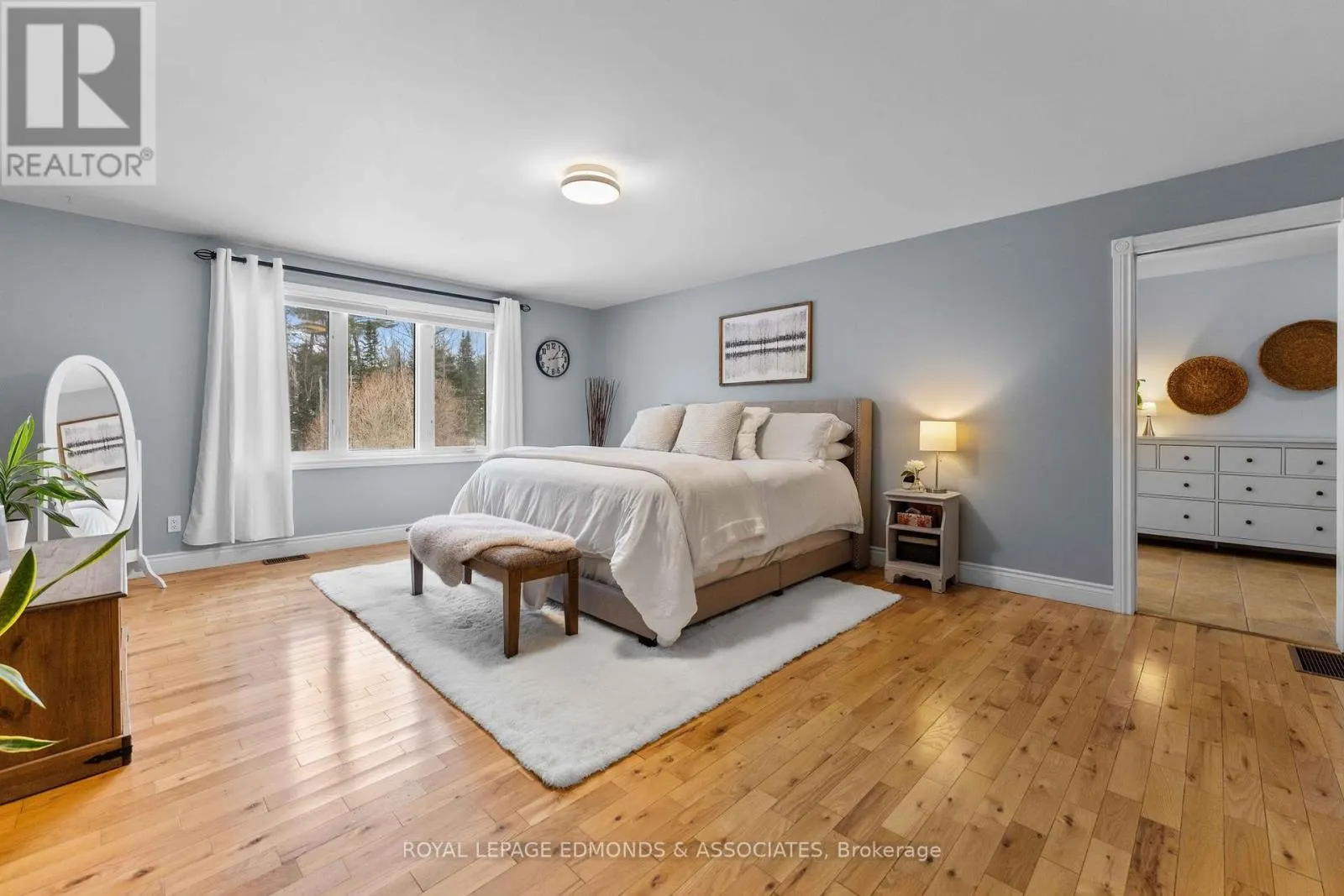 50 BLUE DANUBE WAY