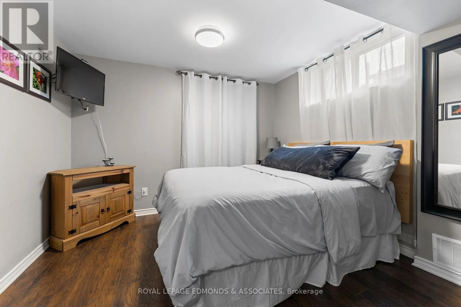 50 BLUE DANUBE WAY