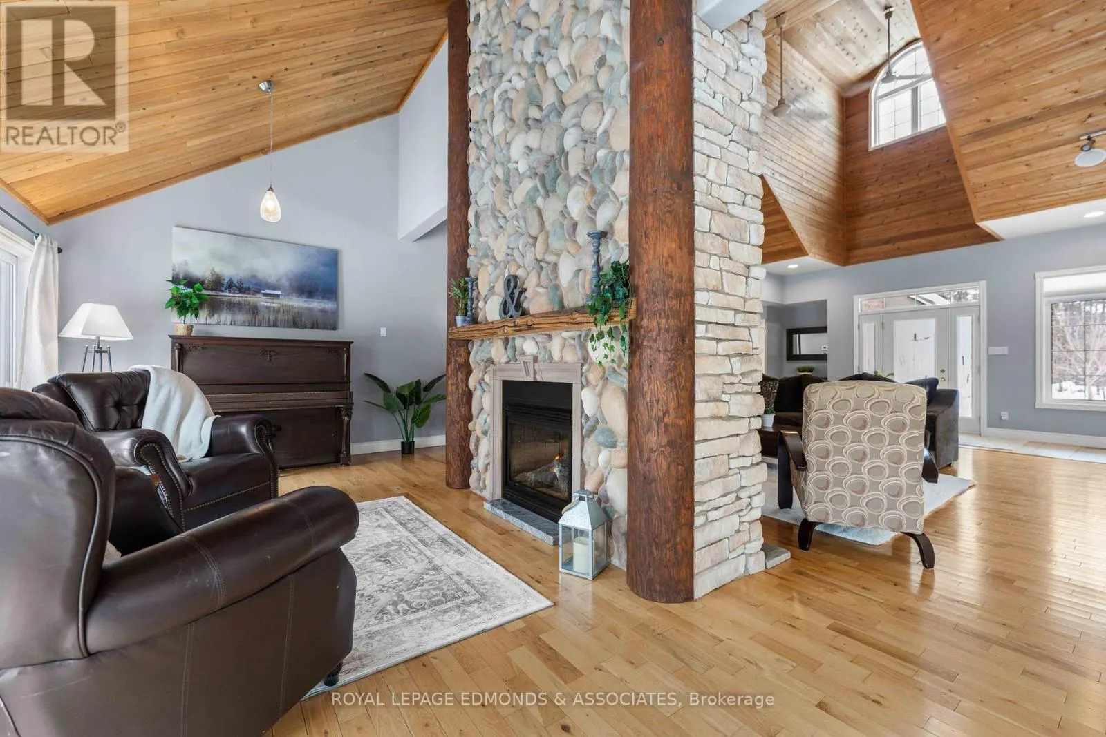 50 BLUE DANUBE WAY