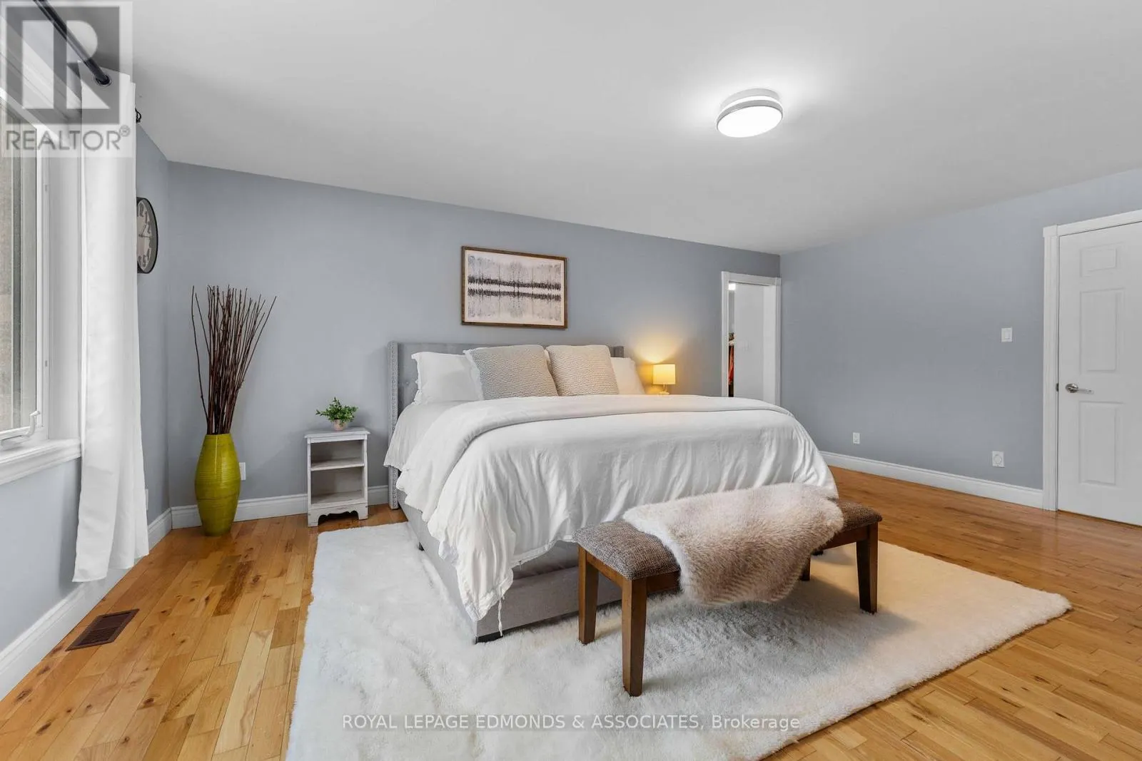 50 BLUE DANUBE WAY
