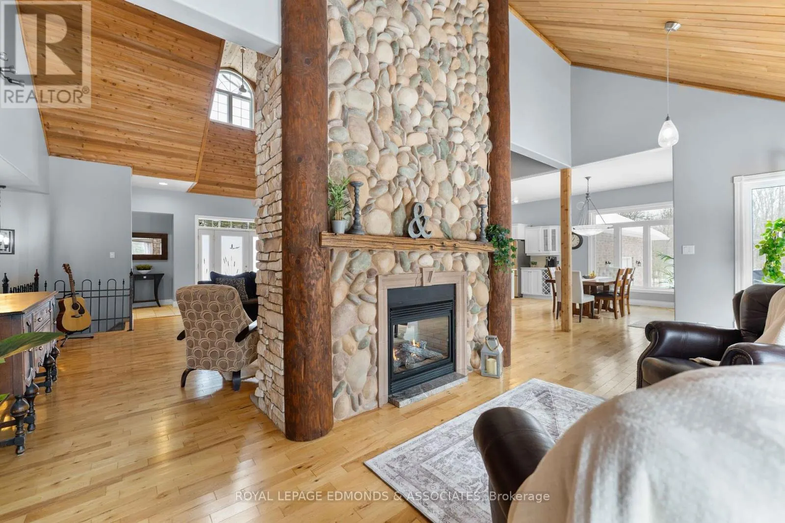50 BLUE DANUBE WAY