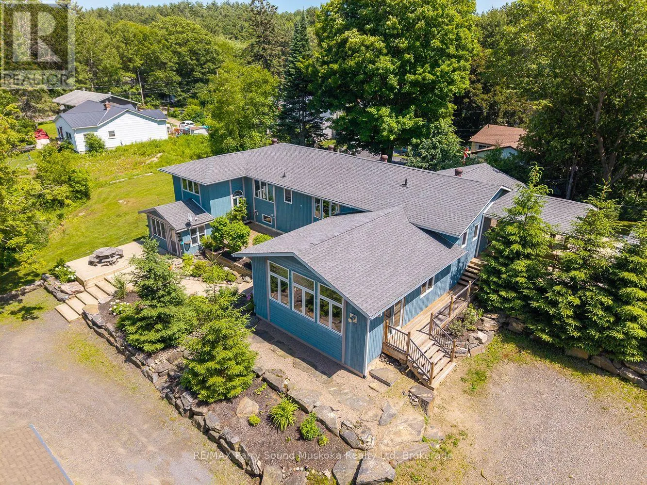 9 ADDIE STREET