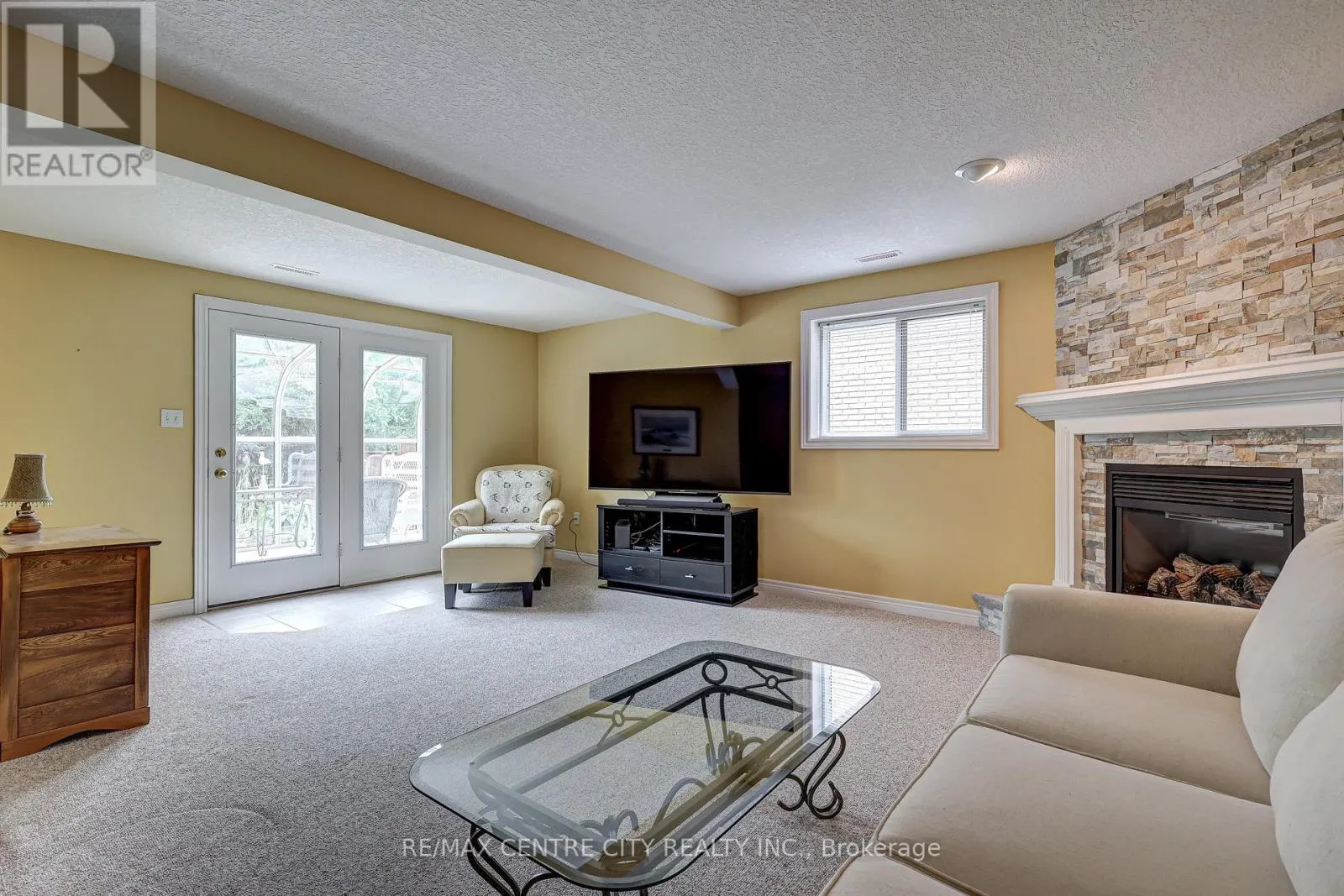 29 HICKORY LANE