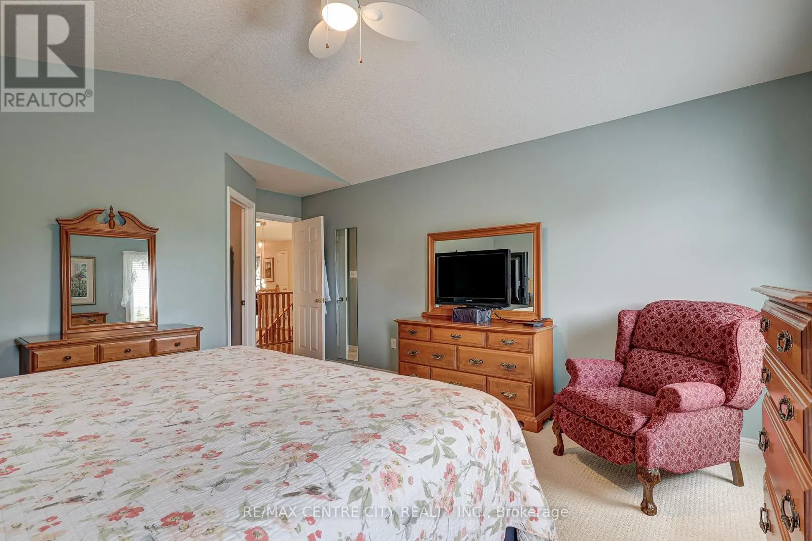 29 HICKORY LANE