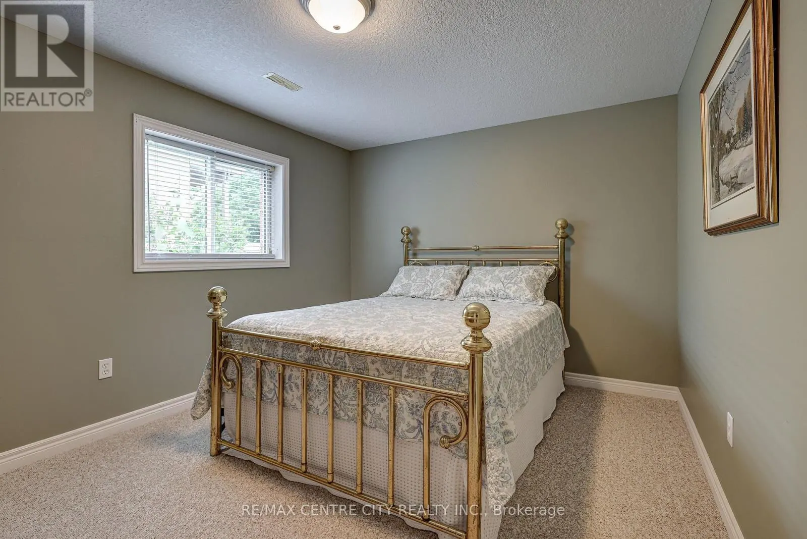 29 HICKORY LANE