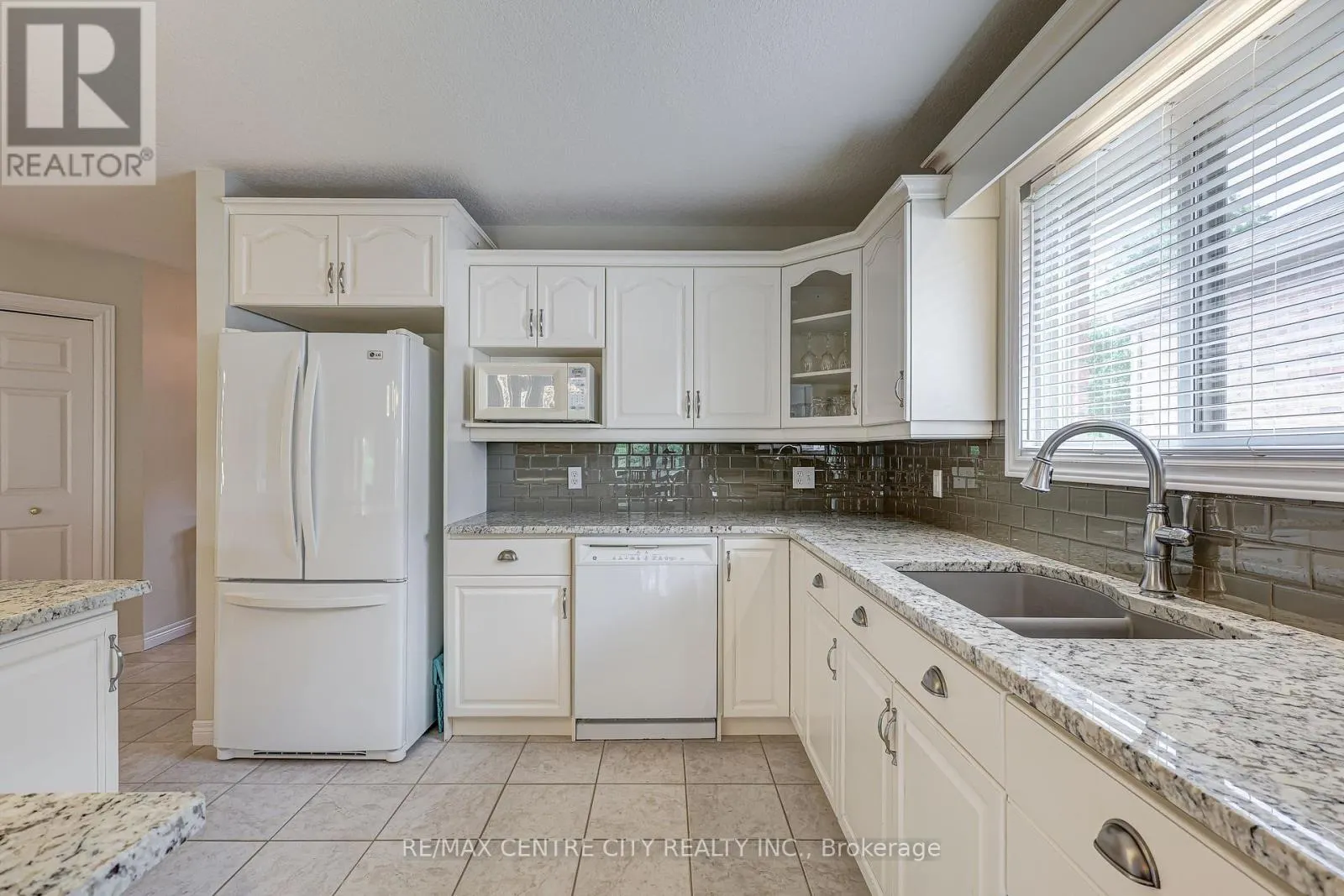 29 HICKORY LANE