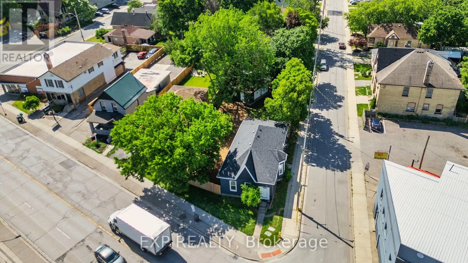 445 HAMILTON ROAD