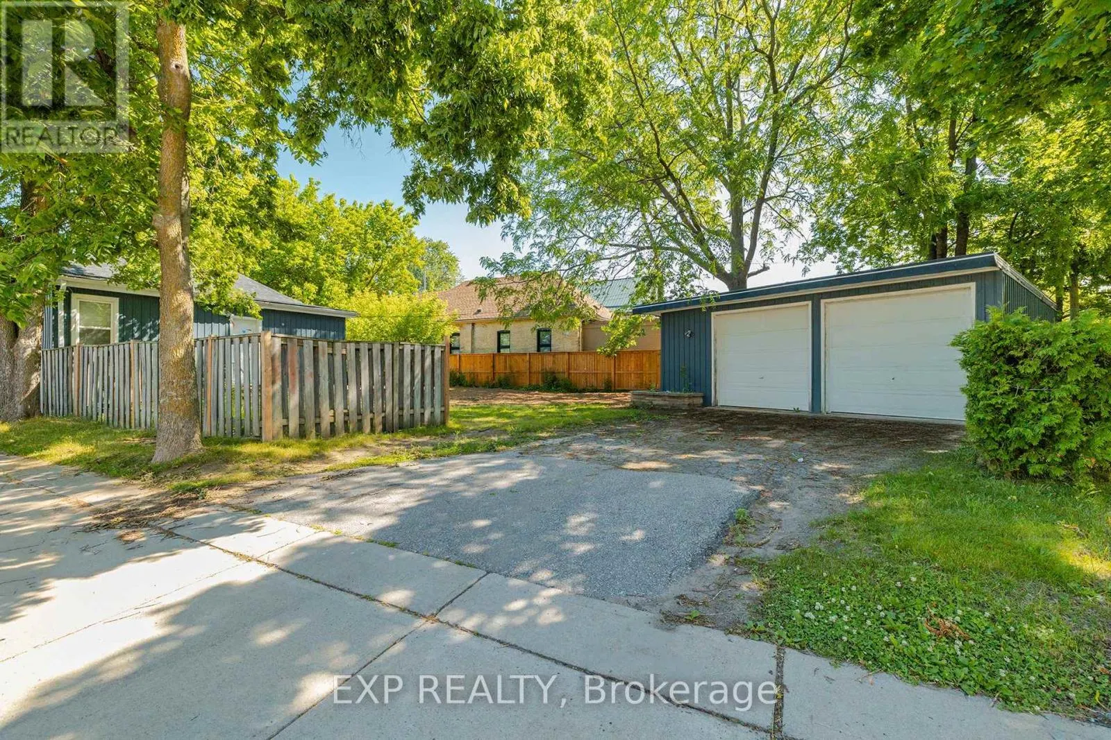 445 HAMILTON ROAD