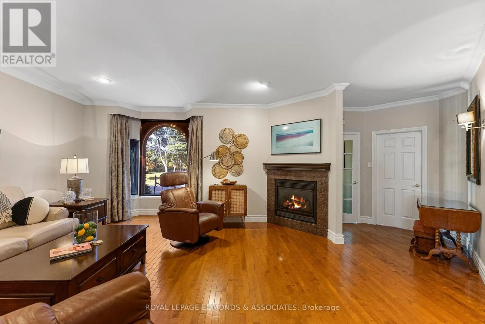 619 CECELIA STREET