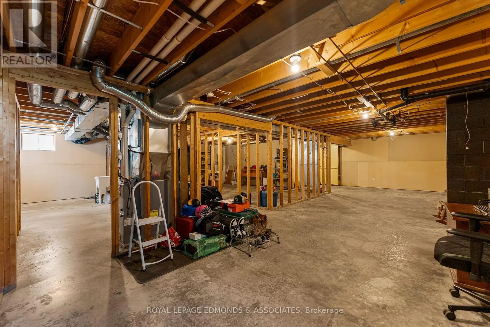 619 CECELIA STREET