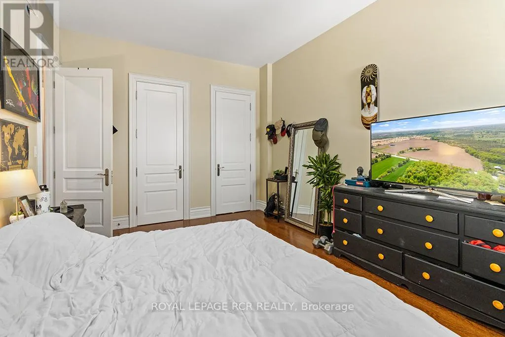 5680 WELLINGTON ROAD 23