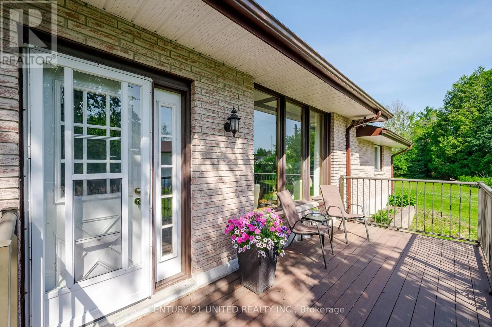 1496 BRADFIELD ROAD