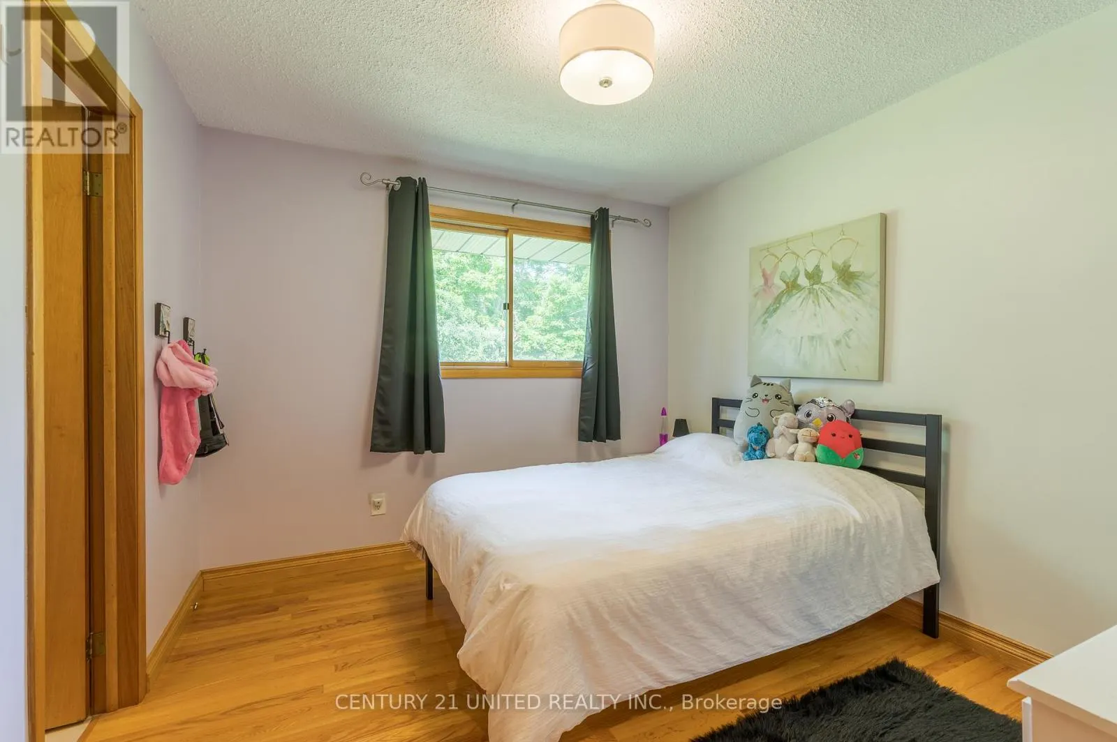 1496 BRADFIELD ROAD