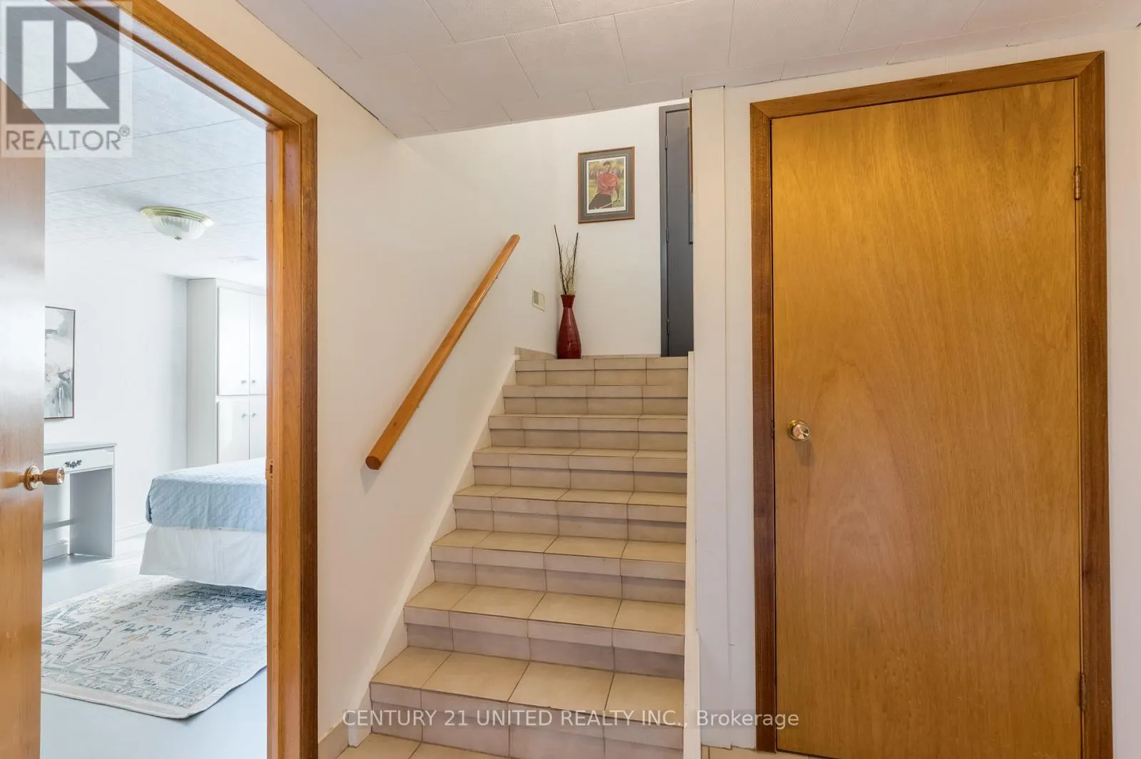 1496 BRADFIELD ROAD