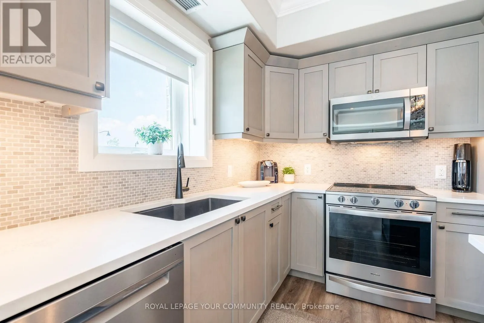 103 - 120 SUMMERSIDES BOULEVARD