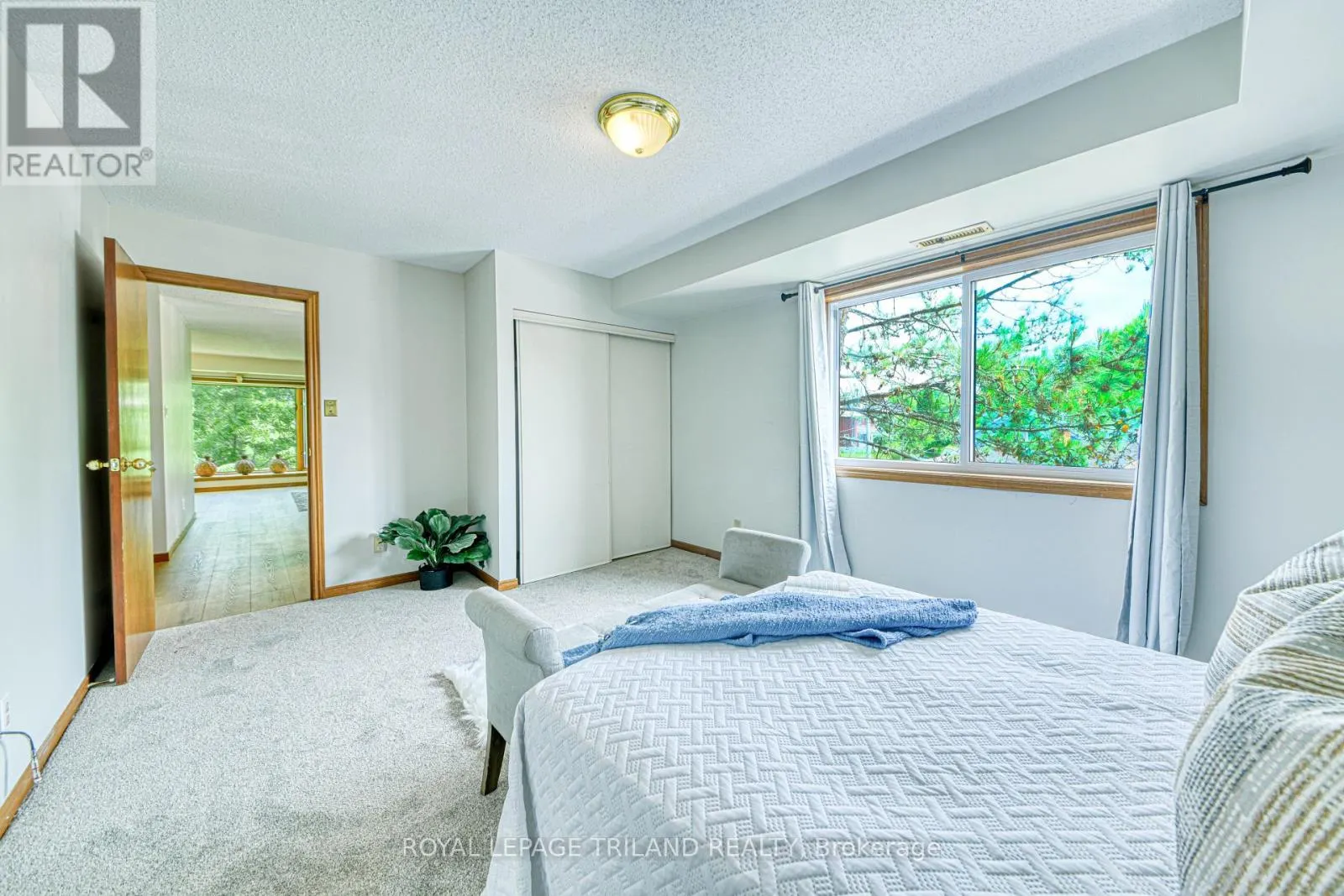 206 - 4 ALBERT STREET, #206