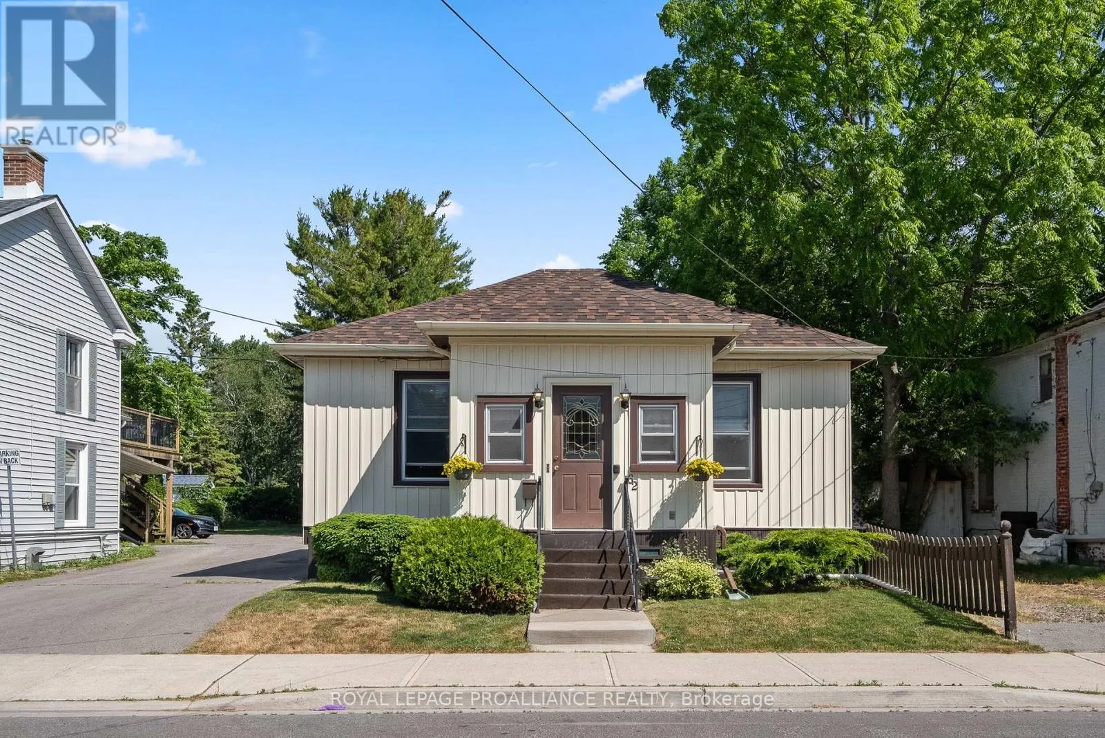 62 JAMES STREET E