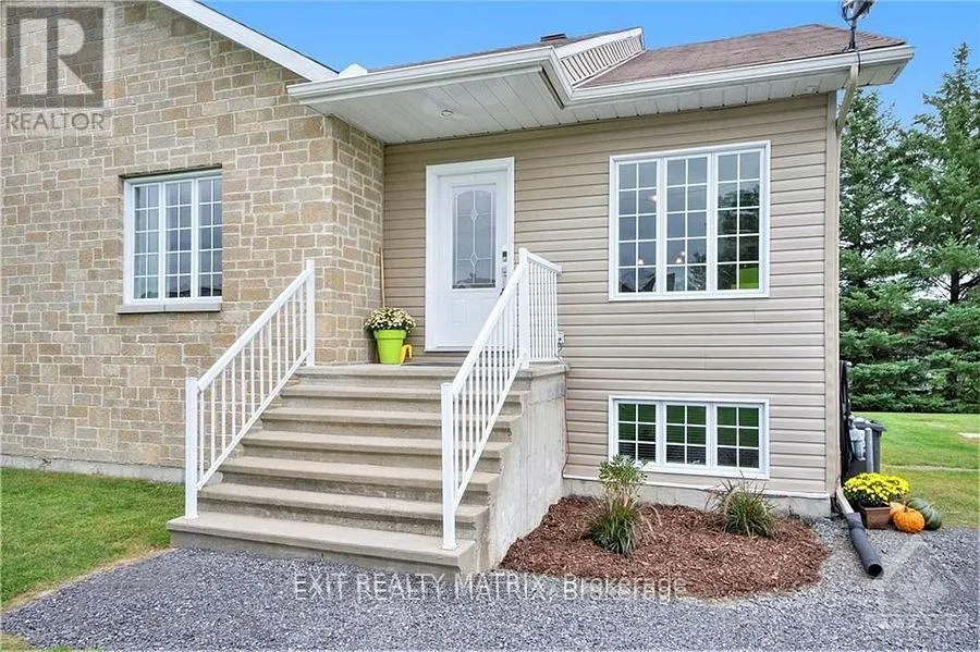 6 TELEGRAPH CRESCENT