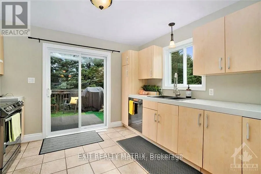 6 TELEGRAPH CRESCENT