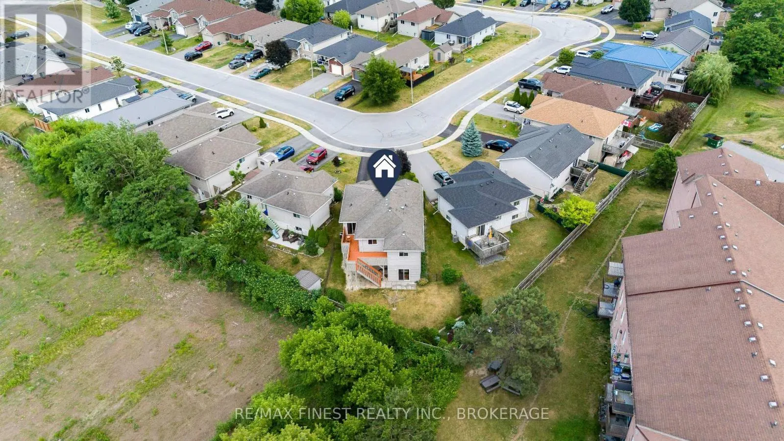 43 FOLLWELL CRESCENT