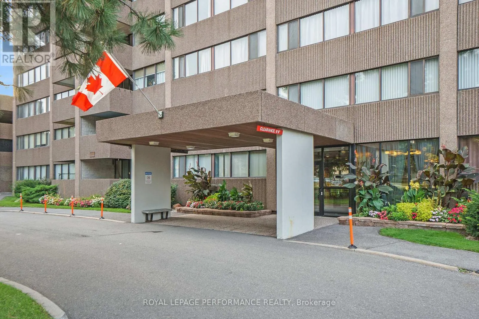 1901 - 1285 CAHILL DRIVE