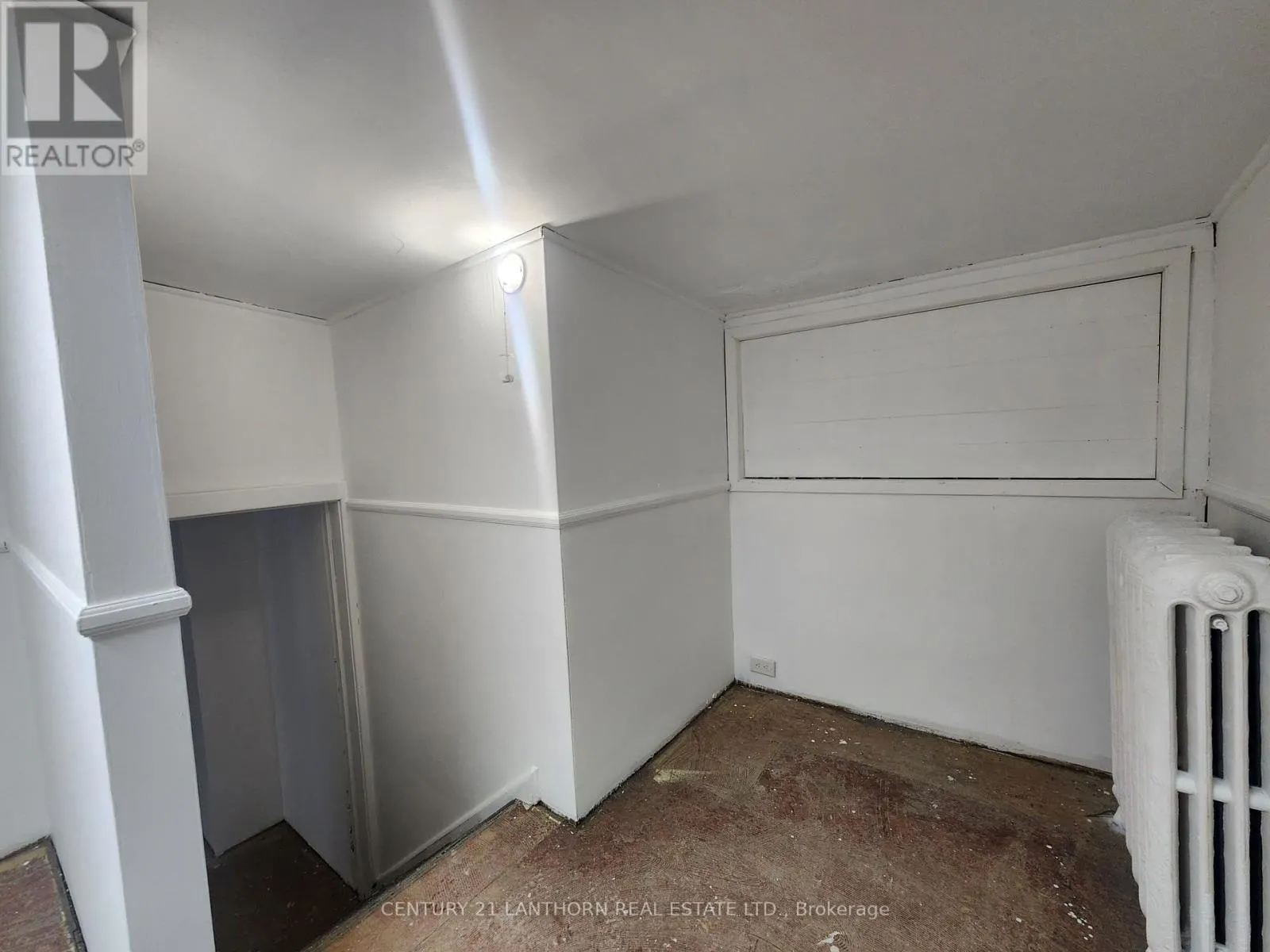 302 FRONT STREET