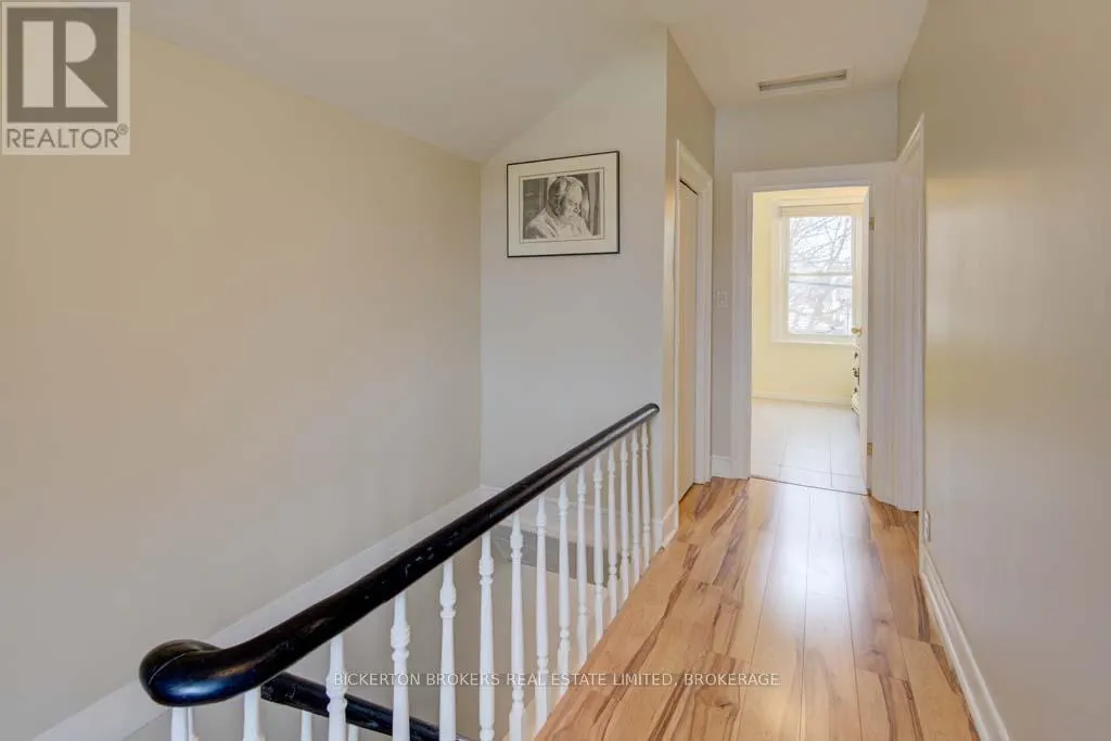 370 STONE STREET S