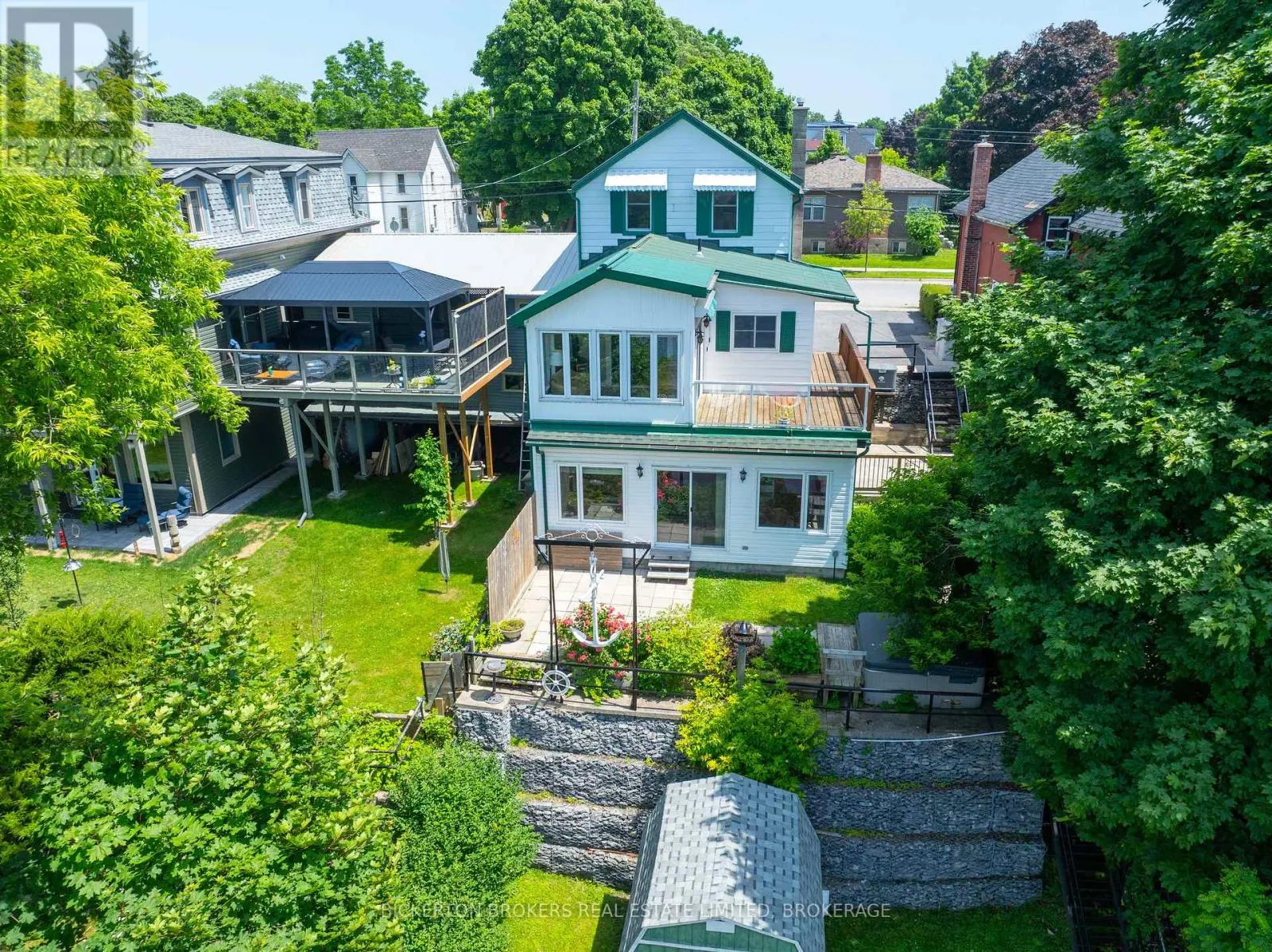 370 STONE STREET S
