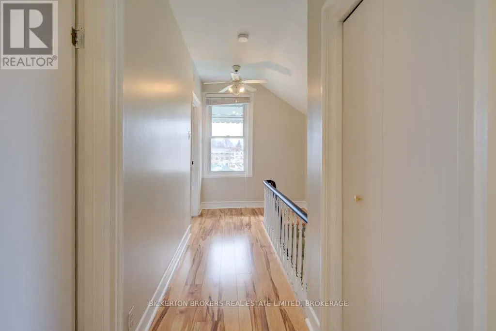 370 STONE STREET S