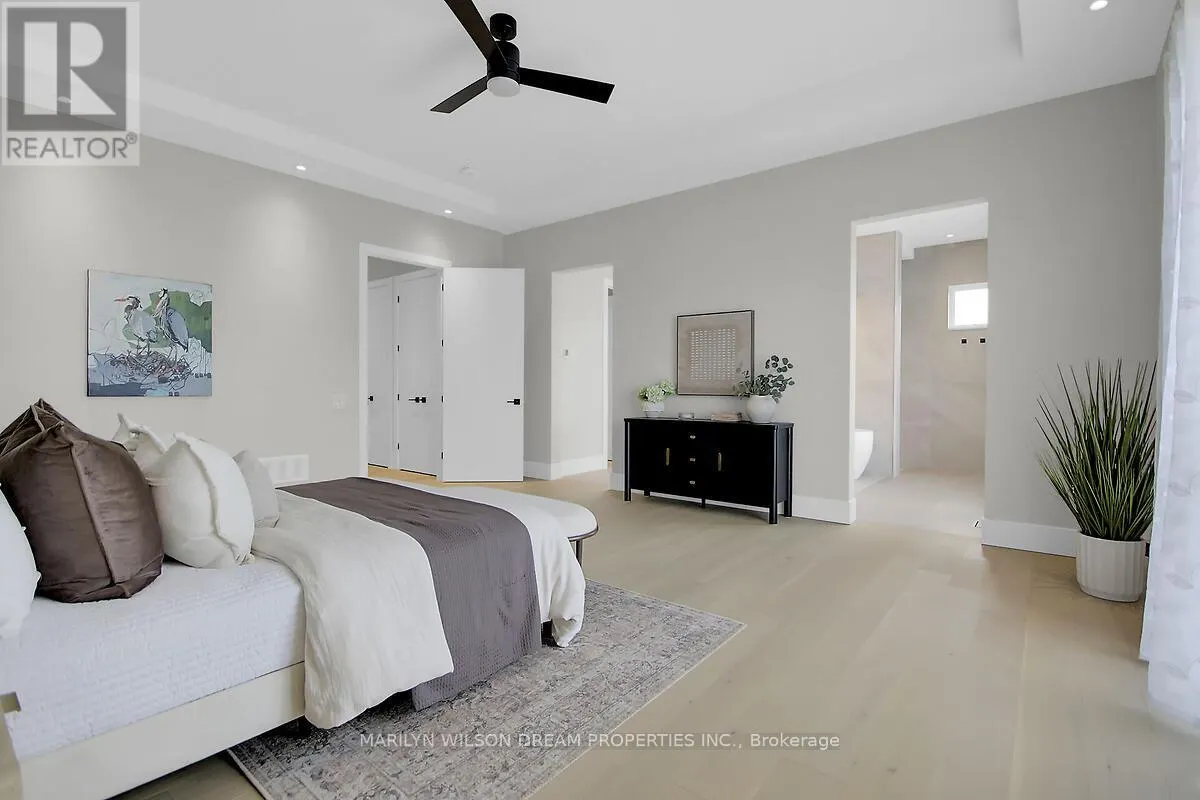 1070 GREEN JACKET CRESCENT