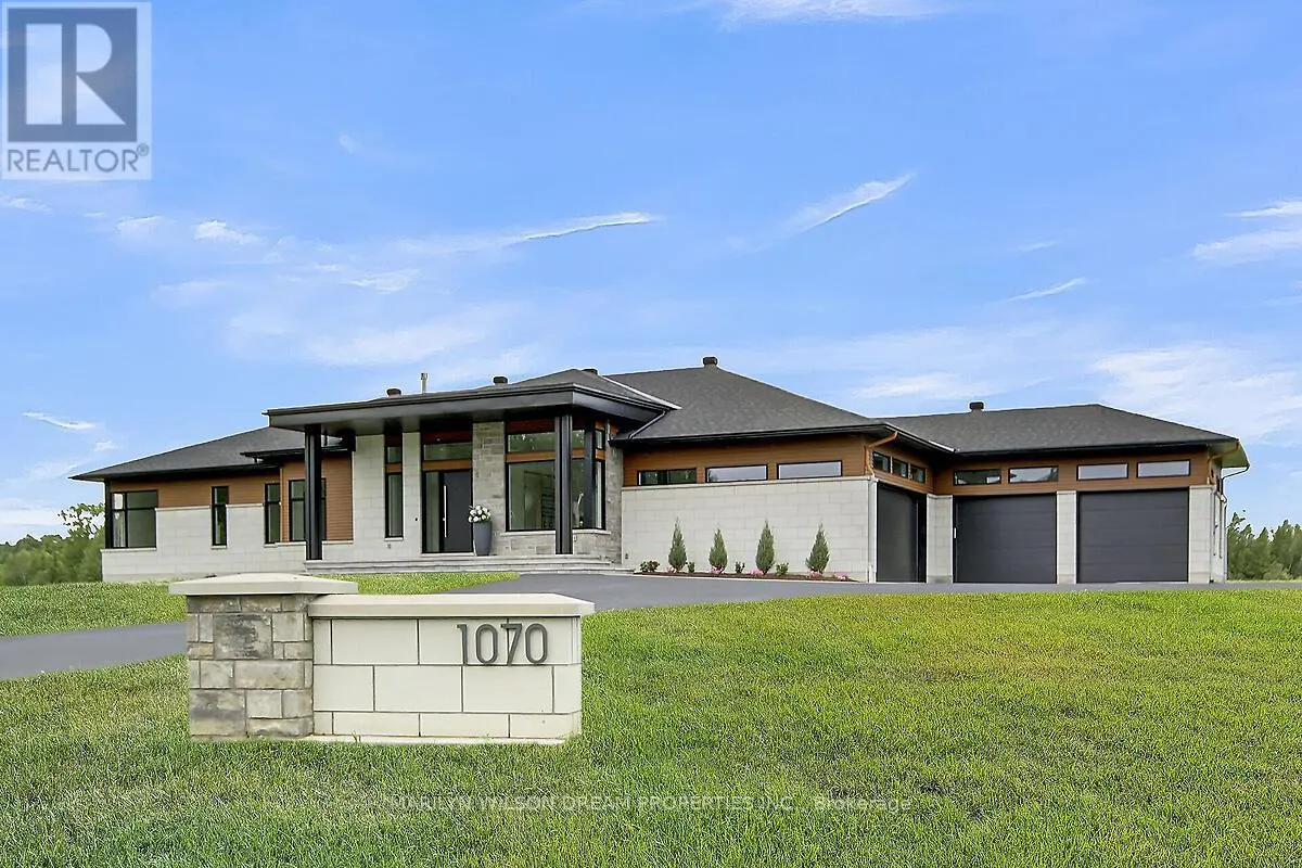 1070 GREEN JACKET CRESCENT