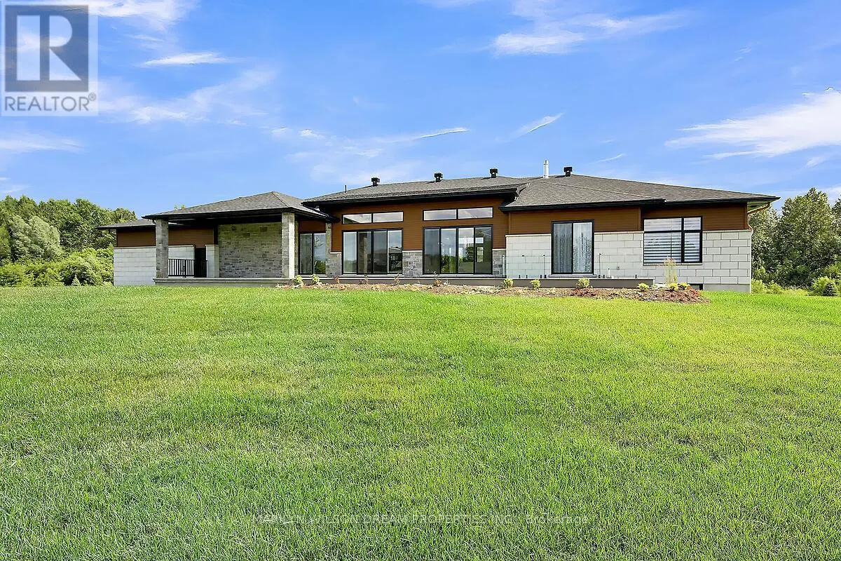 1070 GREEN JACKET CRESCENT