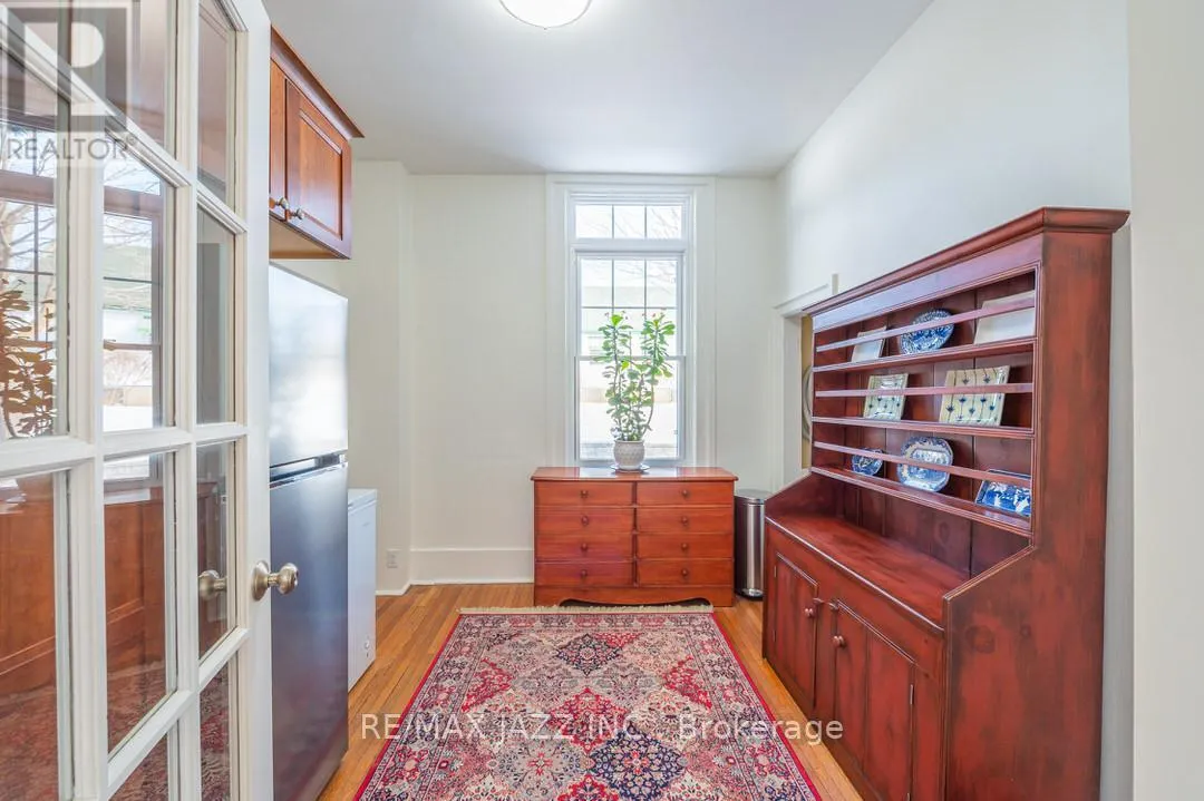 122 RICHARD STREET