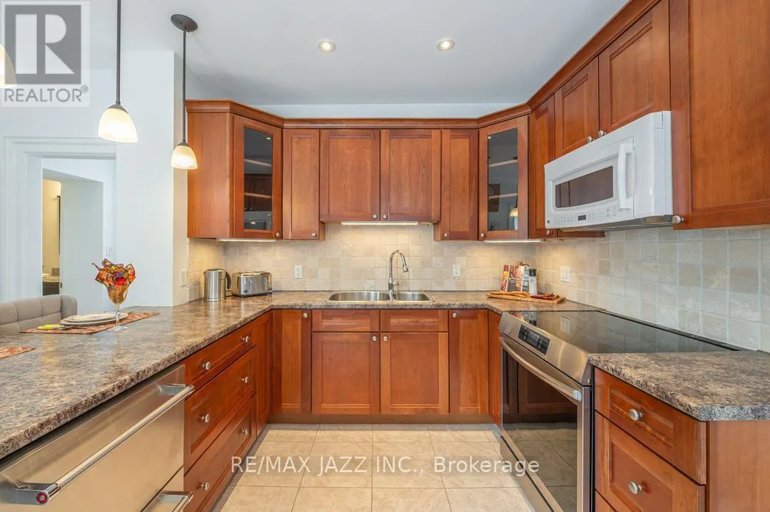 122 RICHARD STREET